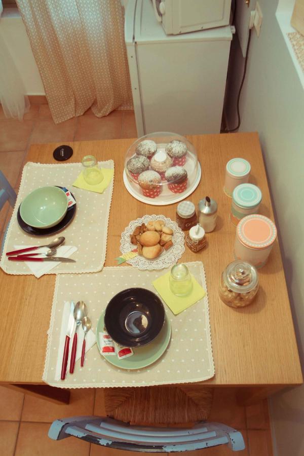 La Finestra Sul Cortile Bed & Breakfast Atri Luaran gambar